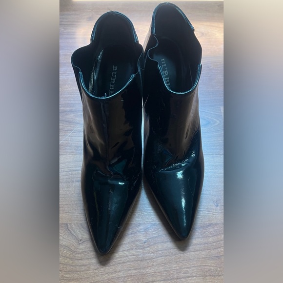 BURBERRY Women’s Black patent leather  pointed  toe high heel  ankle booties - Picture 1 of 10